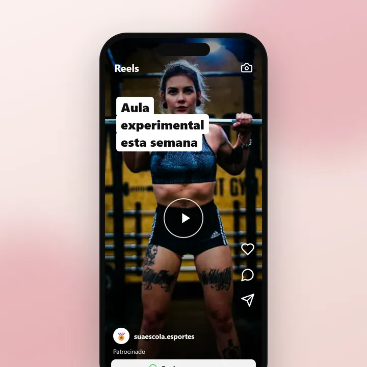 Vídeo em formato Reels anunciando a aula experimental de uma escola de esportes